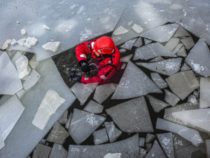 Záchrana tonoucího je vypjatá situace, důležité je nepanikařit, říkají hasiči