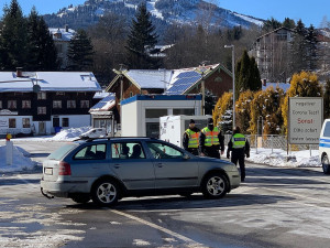 Německá policie přísně střeží hraniční přechody s Českem, k nám nepustí téměř nikoho