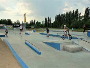 Oblíbený Škoda Sport Park bude i nadále podporovat škodovácká společnost