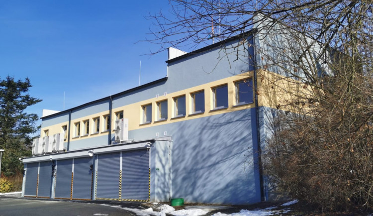 Plzeňský kraj má novou základnu pro záchranáře, otevření zdržela epidemická situace
