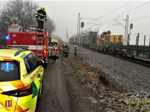Zaměstnance ČD zasáhl při práci na nádraží elektrický proud, utrpěl rozsáhlé popáleniny