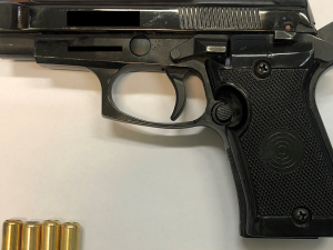 TOXI tým z Plzně zadržel dealera pervitinu, klientům prodal drogu za 250 tisíc korun