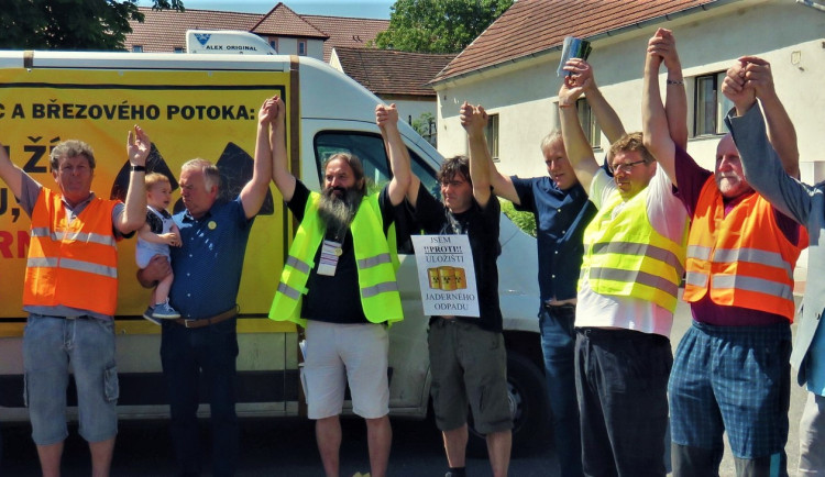 Jedna z protestních akcí proti jadernému úložišti na Klatovsku