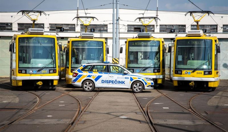 Po 24 letech provozu končí v Plzni první bezbariérové tramvaje ASTRA