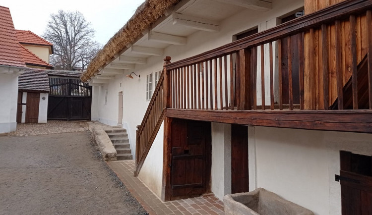 Památkáři dokončili obnovu unikátního selského dvora U Matoušů