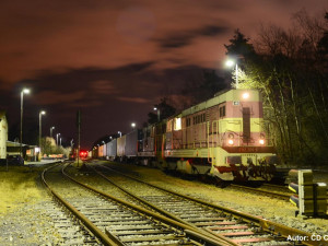 Velké manévry u nákladního vlaku z východní Evropy, policisté pátrali po migrantech