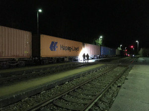 Velké manévry u nákladního vlaku z východní Evropy, policisté pátrali po migrantech