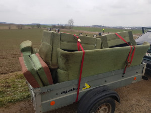 Odvoz vyhozeného nábytku