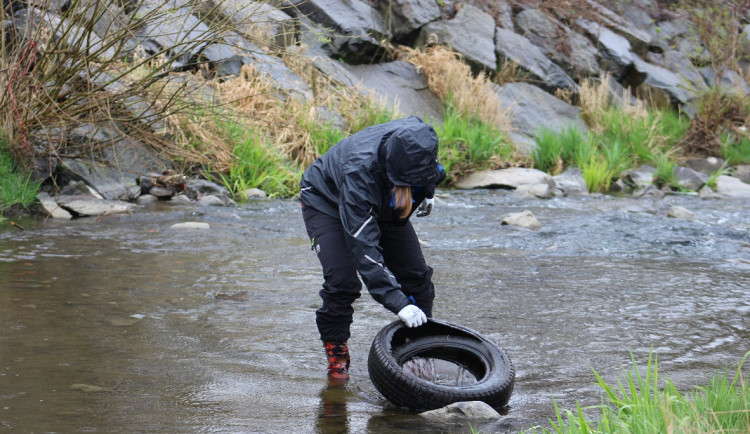 Spojte příjemné s užitečným a zapojte se do velkého jarního úklidu ve svém okolí