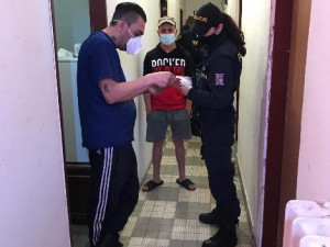 Cizinecká policie provětrala firmu i ubytovny, odhalila zahraniční pracovníky bez patřičných dokladů