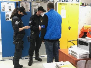 Cizinecká policie provětrala firmu i ubytovny, odhalila zahraniční pracovníky bez patřičných dokladů