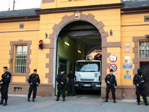 Odsouzený muž uhořel v plzeňské věznici bez cizího zavinění