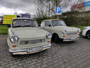 Příznivci dvoutaktních motorů se vydali na svou první neoficiální vyjížďku