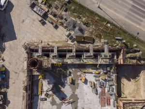 Budovaná retenční nádrž na Lochotíně zadrží až 6000 kubíků vody z přívalových dešťů