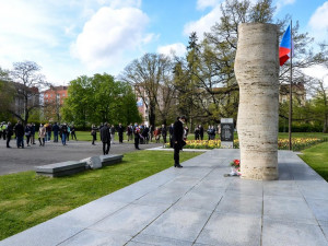 V předvečer zahájení Slavností svobody uctila Plzeň památku obětí válek