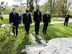 V předvečer zahájení Slavností svobody uctila Plzeň památku obětí válek