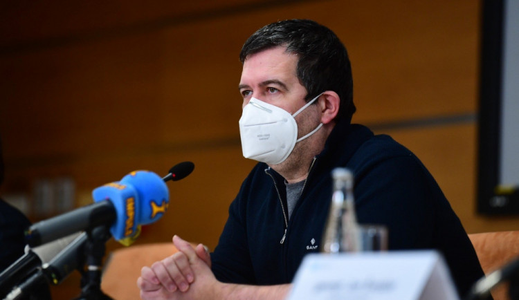 size4-16202185931016-2-konec-agenta-hamacka