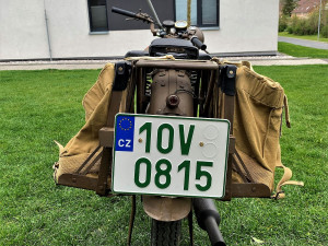 Válečná motorka se z bojiště v Itálii po letech dostala do Česka, teď má premiéru na Slavnostech svobody