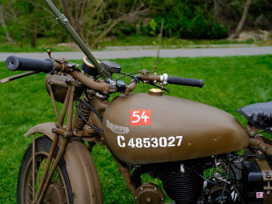 Válečná motorka se z bojiště v Itálii po letech dostala do Česka, teď má premiéru na Slavnostech svobody