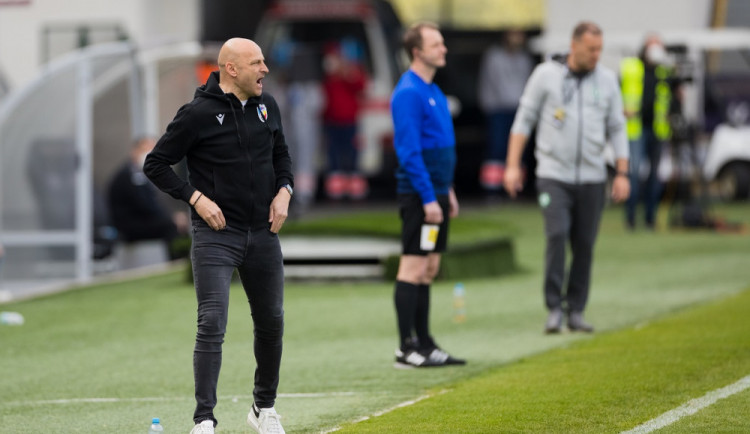 Vedení klubu došla trpělivost, trenér Adrian Guľa opouští fotbalovou Plzeň