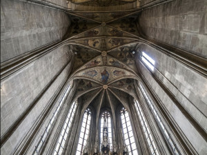 Kalvárie za presbytářem před