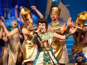 Vůbec poprvé budou mít diváci příležitost spatřit online vysílání českého provedení světoznámého muzikálu