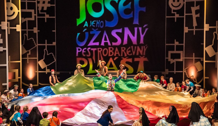 Vůbec poprvé budou mít diváci příležitost spatřit online vysílání českého provedení světoznámého muzikálu