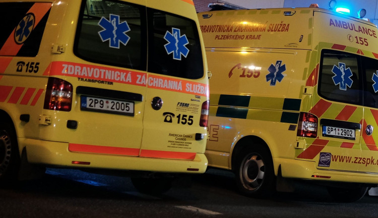 Na místě zasahovala záchranná služba i policie - ilustrační foto