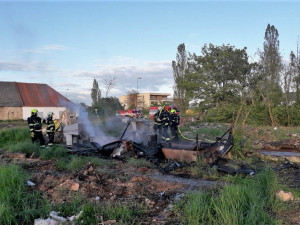 Požár v bezdomovecké osadě