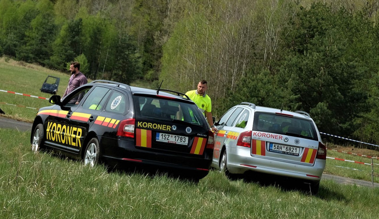 Obrovská tragédie na Tachovsku, muž tam nepřežil pád ze skály - ilustrační foto