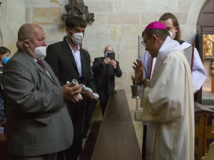 Výroba replik Plzeňské madony znovu ožívá, nově vznikla sběratelská edice 30 sošek z porcelánu