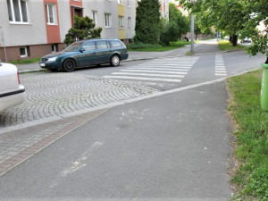 Velkým problémem ne v Plzni například mizející vodorovné značení cyklostezek