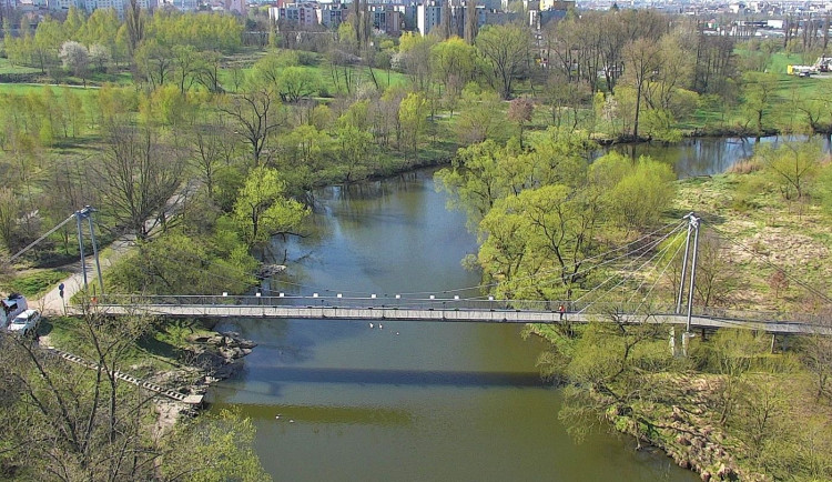 Oprava frekventované lávky Pod Pecihrádkem se posune, uzavírka se zkrátí jen na tři týdny