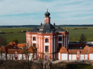 Veřejnosti se poprvé představil nově postavený ambit a kaple v Mariánské Týnici