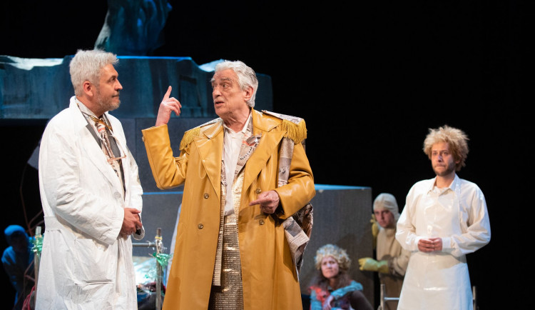 Zdeněk Hruška, Pavel Pavlovský, Karel Vondrášek