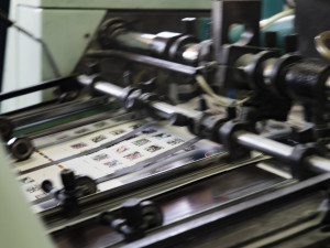 Kulaté výročí si fotbalový klub připomíná speciální sérií poštovních známek