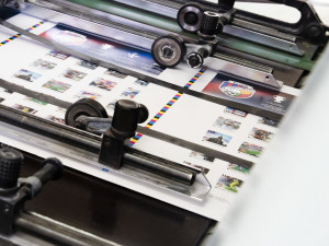 Kulaté výročí si fotbalový klub připomíná speciální sérií poštovních známek