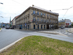 Mladým lidem bez zázemí bude nově sloužit velkometrážní byt 11+1