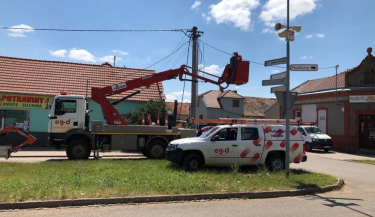 size4-1625406166187-2-skupina-eon-posila-do-regionu-postizeneho-tornadem-cilenou-pomoc-prevysujici-20-milionu-korun