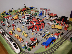 Kostičky kam jen oko dohlédne, v muzeu parkuje i vesmírná loď ze 7541 kostek