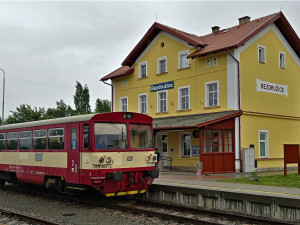Brigádníci připravili exponáty Železničního muzea Bezdružicích pro nadcházející oslavy 120 let slavné trati