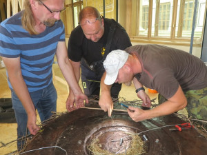 Experti z plzeňské záchranné stanice vyráběli čapí hnízdo pro novou expozici Národního muzea Praha