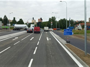 Dobrá zpráva pro řidiče, nová část východního okruhu Plzně je konečně průjezdná bez omezení