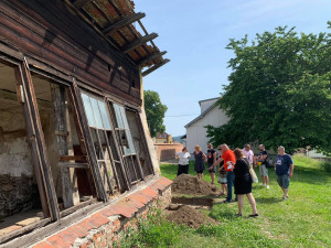 Opravy na zámku Červené Poříčí jsou v plném proudu, odhalily i řadu tajemství