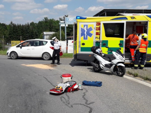 Druhá nehoda se stala na kruhovém objezdu u Štěnovic na Plzeňsku