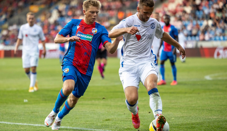 Musíme se zlepšit, uvedl Michal Bílek po utkání s Bělorusy. Odveta čeká viktoriány už za týden