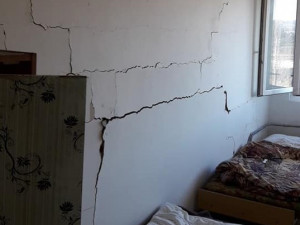 Za březnovou explozí na ubytovně jsou výpary toluenu, nájemník je na pokoji odpálil zapalovačem a málem uhořel