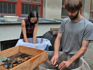 Do výzkumu jsou zapojení také studenti.