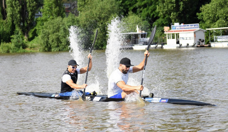 Sportovci se připravovali v Praze na Vltavě