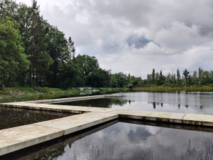 Hráči vodního póla mohou už naplno využívat unikátní venkovní hřiště